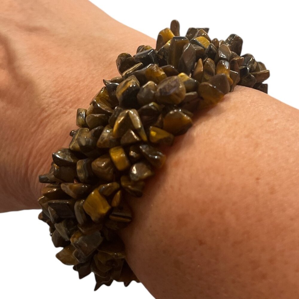 BRACELET Strands of Tiny Polished Rock Chips Stretchy Light Brown